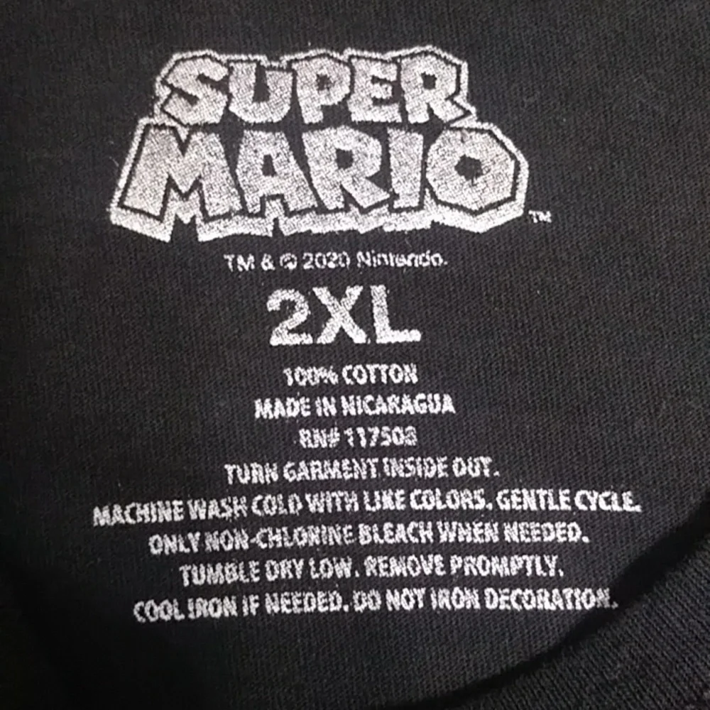 Super Mario Know Your Mushrooms Black & Yellow Men's Graphic T-Shirt *EUC* - Picture 8 of 8